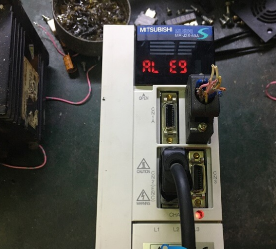 Địa Chỉ Sửa AC Servo Mitsubishi Tại VN, CTY Chuyên Nhận sửa servo Mitsubishi báo lỗi