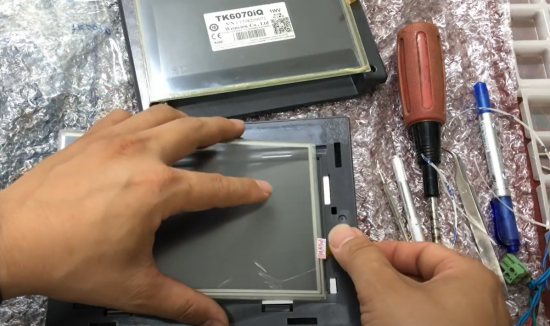 Trung tâm sửa chữa và bảo hành màn hình công nghiệp HMI