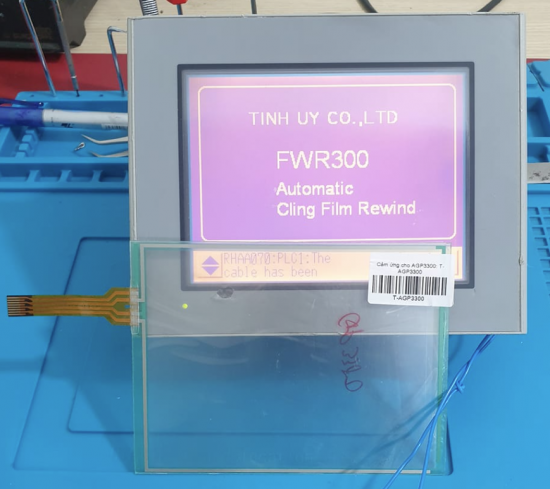 Thay LCD cho màn hình HMI Proface các lỗi bị sọc LCD, LCD không sáng