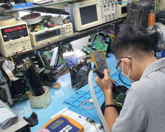 Bảo hành và sửa chữa  Biến Tần Siemens MM440 6SE6440-2UD24-0BA1 báo lỗi