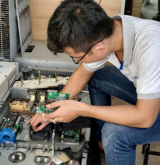Đại lý nhận sửa lối biến tần Schneider ATV310 mất điện áp ra
