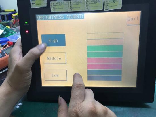 Màn hình HMI Mitsubishi bấm bị liệt, Công ty chuyên sửa màn hình Công nghiệp HMI