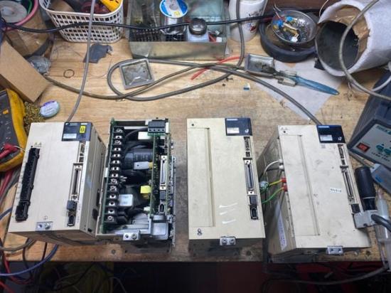 Sửa bộ điều khiển (Driver) servo Yaskawa, chuyên Sửa động cơ (motor) servo Yaskawa
