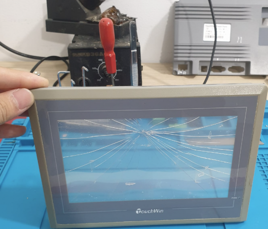 Catec Automation chuyên Sửa Chữa màn hình HMI Xinje | Uy tín chất lượng