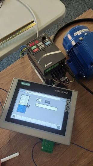 Sửa chữa màn hình HMI Siemens 6AV2124-0GC01-0AX0  Chuyên Nghiệp Giá Rẻ số 1-Kỹ Thuật CATEC